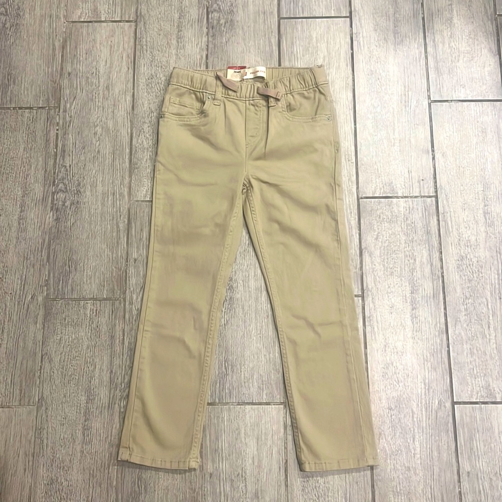 NWT Boys Levi Strauss Size 8